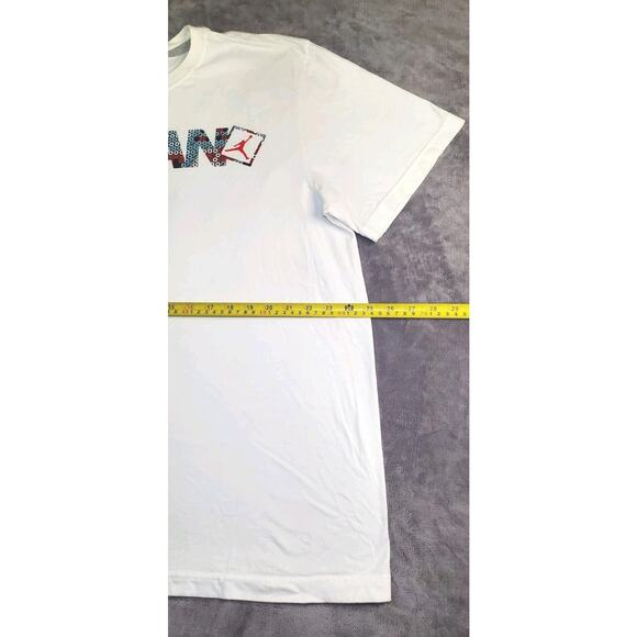 Jordan Retro Men’s Sz XXL Nike White Spell Out Graphic T Shirt C31-50 - Picture 3 of 10